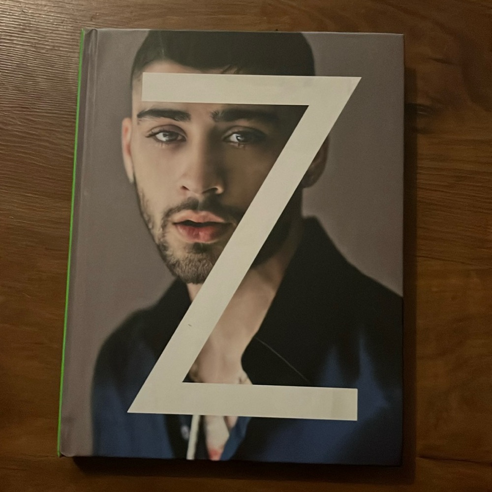 ZAYN BOOK autobiography with lots of photos